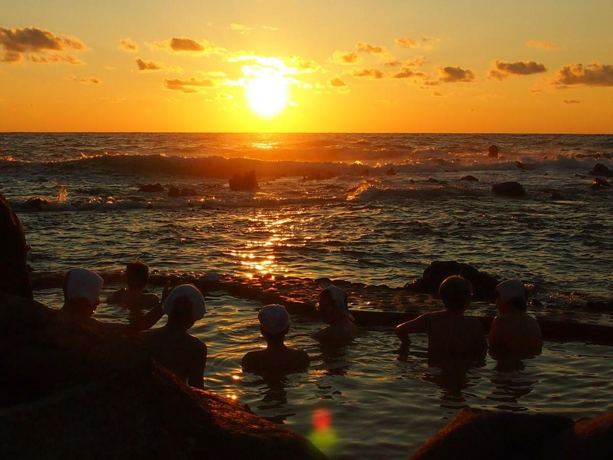 Hotel Koganezaki Furofushi Onsen Fukaura Zewnętrze zdjęcie